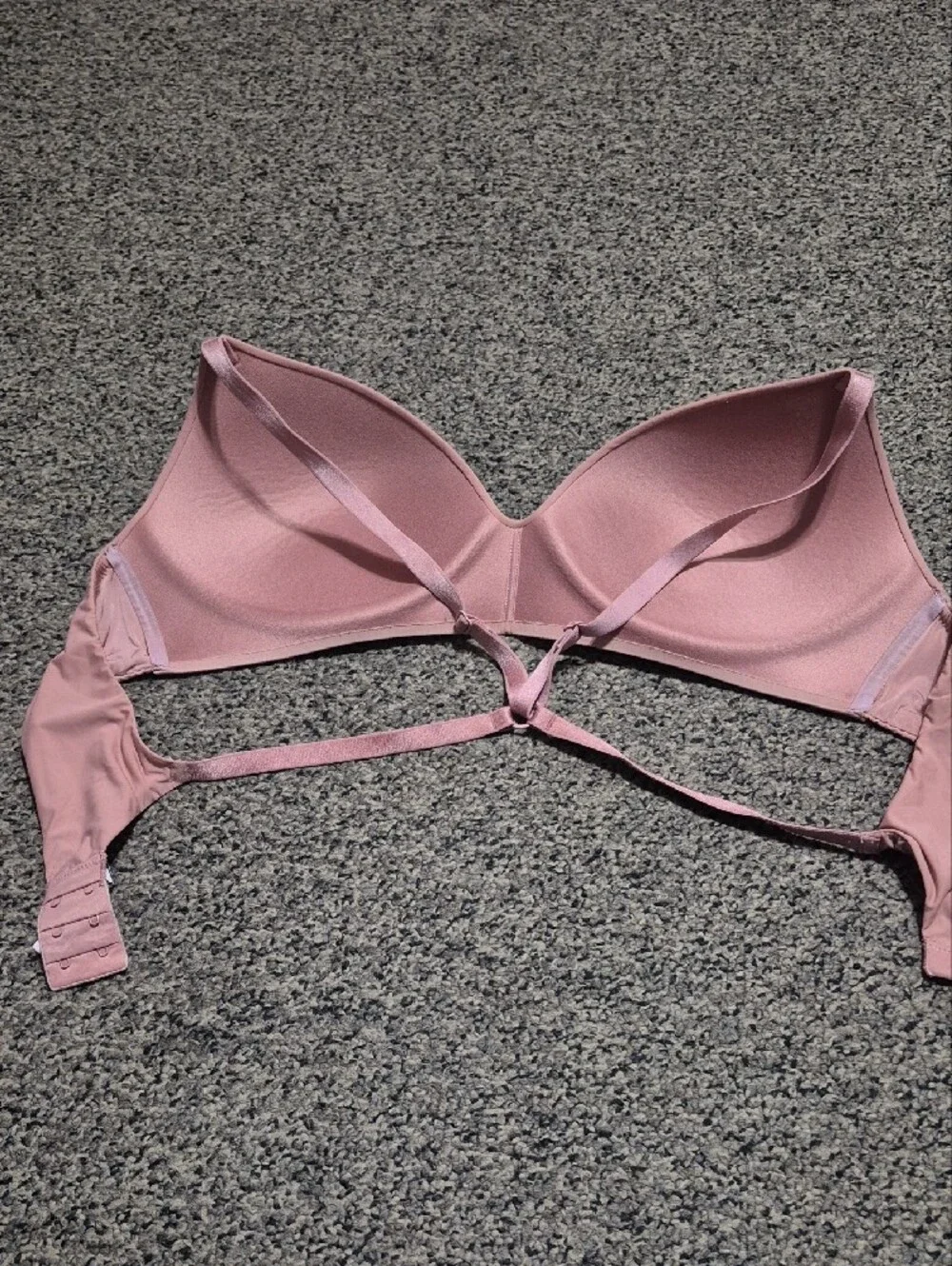 Victoria's Secret Blush Pink Seamless Racerback Bra - Picture 5 of 6